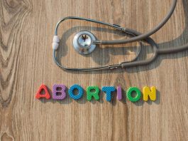 سقط جنین عمدی در سه ماه اول، دوم و سوم بارداری